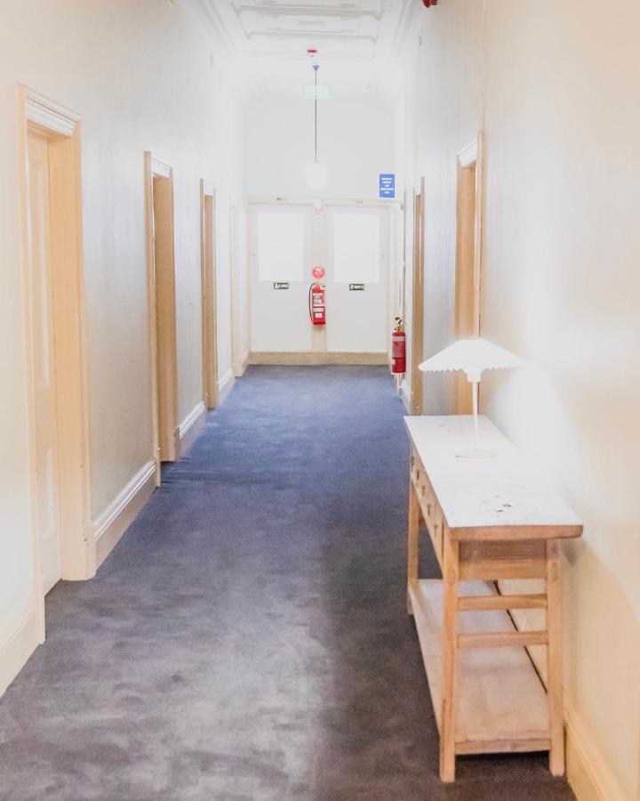 Port Broughton Hotel Bagian luar foto